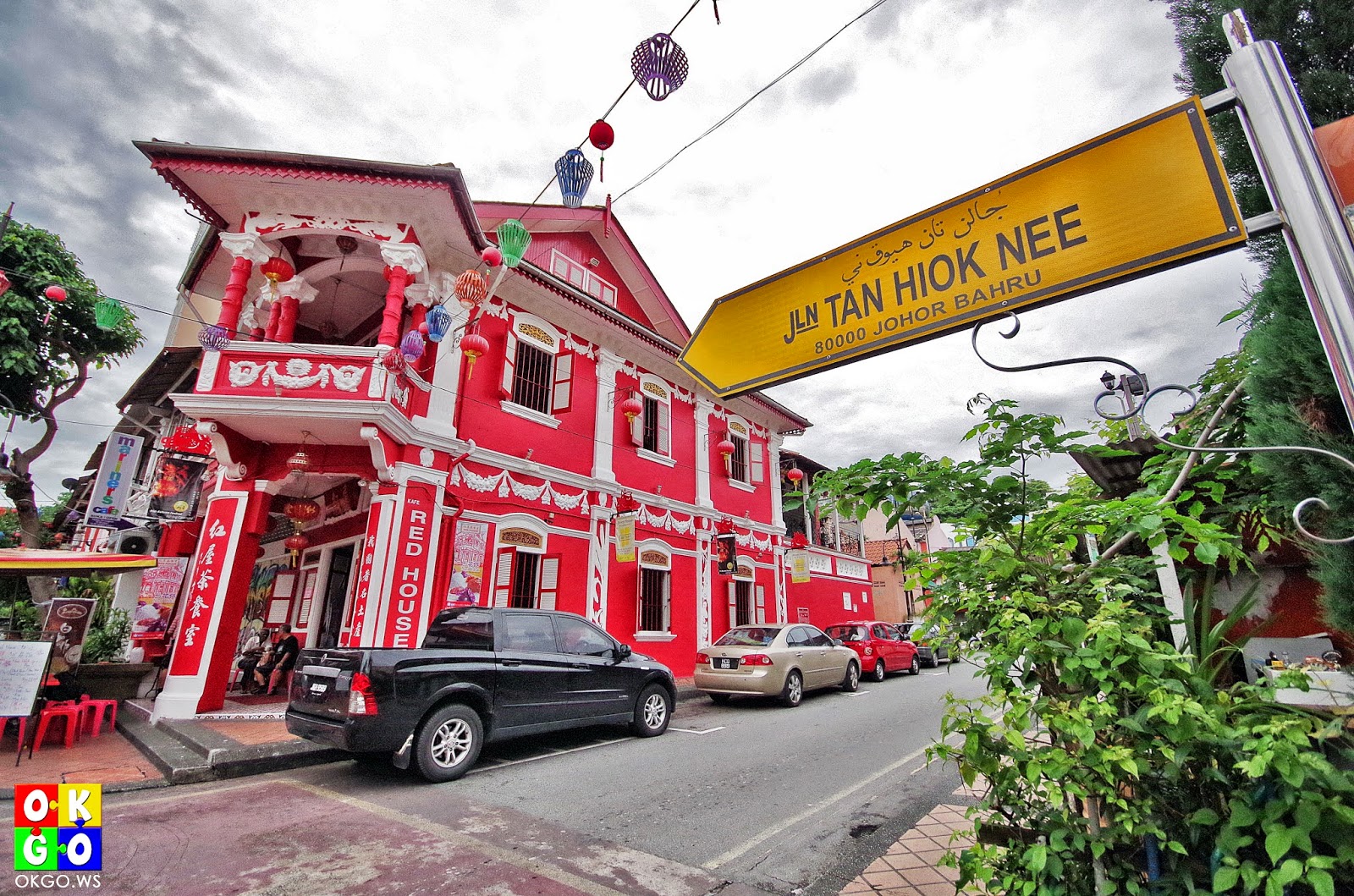 redhouse02-min