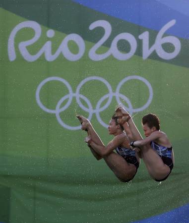 DIVING-160810-B5-min